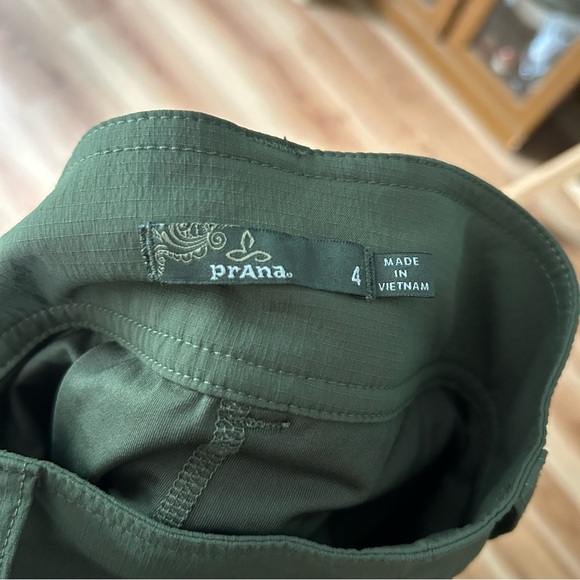 Prana Britten Skort Olive Army Green Gorpcore Sporty - Picture 8 of 9